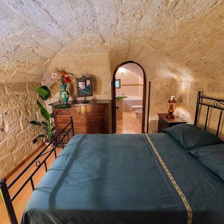 Cozy Classical Residence In The City Center Bari Luaran gambar