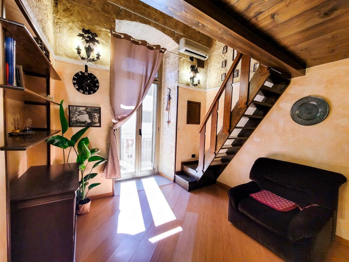 Cozy Classical Residence In The City Center Bari Luaran gambar